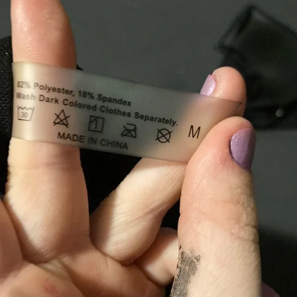 SHEIN black bikini top medium and SHEIN black cross in the front bottoms medium - Picture 5 of 6